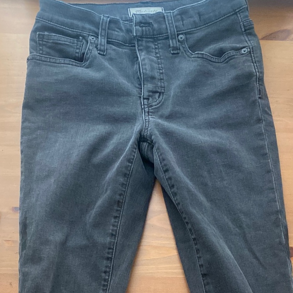Madewell Black Ankle Cropped Jeans with Distressed Details